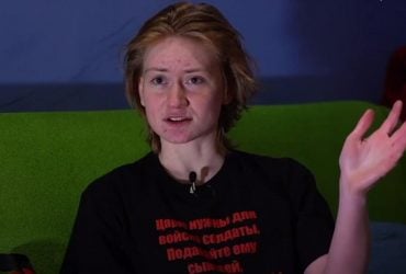 Вставайте, кайдани порвіте: в РФ 18-летнюю девушку посадили в СИЗО за стих Шевченко