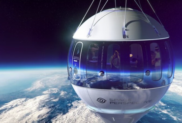 Коктейль-бар, туалет та Wi-Fi: компанія Space Perspective представила капсулу для космічного туризму