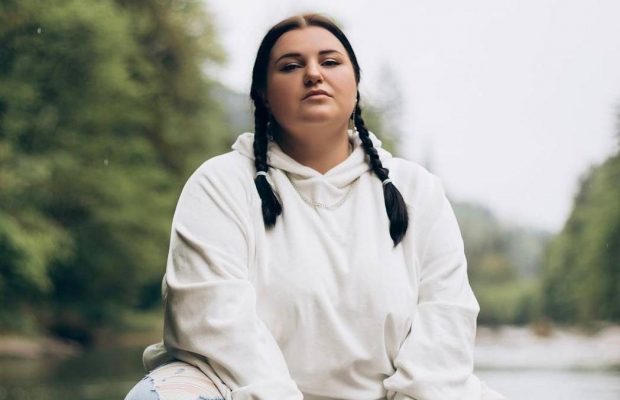 "Я хочу правосуддя": Alyona Alyona обирає покарання для Петрова та Іванова з "Ісландія ТВ"