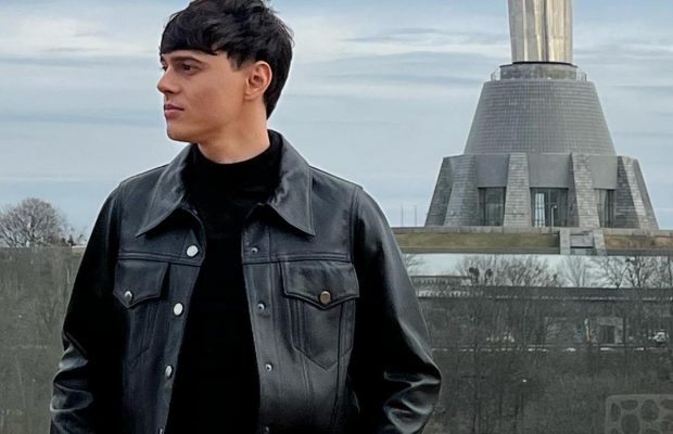 ALEKSEEV переклав свій хіт "Пьяное солнце", від якого всі божеволіли (відео)