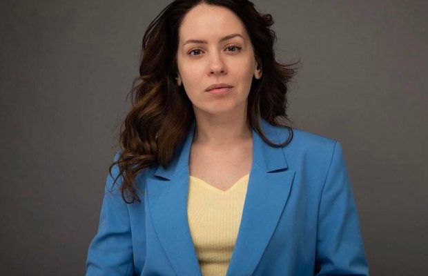 "Є якась межа": відома українська акторка захейтила колег, які показують пластику грудей під час війни