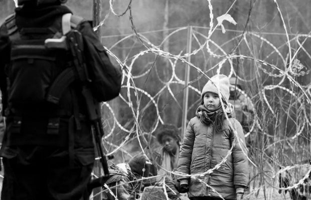 В Украине покажут скандальную драму Агнешки Холланд "Зеленая граница"