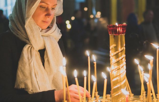 Коли Вселенська батьківська субота 2026: що не можна робити, як поминати покійних