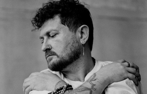 Відомий співак висловився про перехід на українську: "Не треба цькувати тих, хто відмовляється"