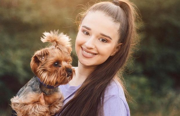 Авторка хіта "Я танцюю гопака" зізналася, що ледь не викинулася з вікна через хейт