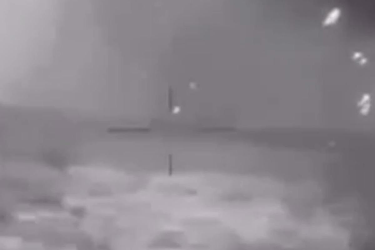 ГУР показало момент знищення корабля РФ "Сергій Котов" / фото скріншот