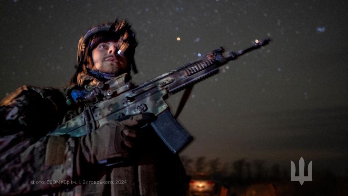 Українські захисники проводять певні контратакувальні дії / фото 58 окрема мотопіхотна бригада ім. гетьмана Івана Виговського