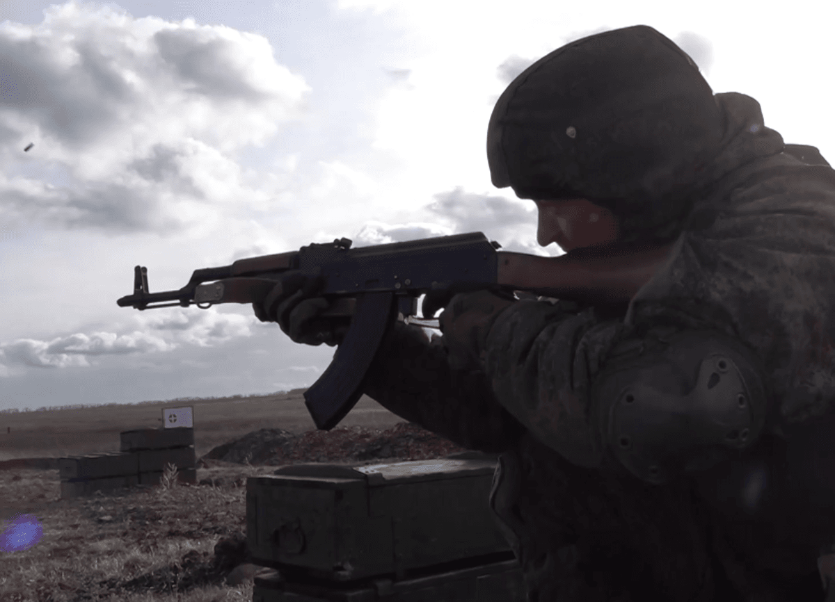 Основні зусилля противник прикладає на Роздольне / скріншот