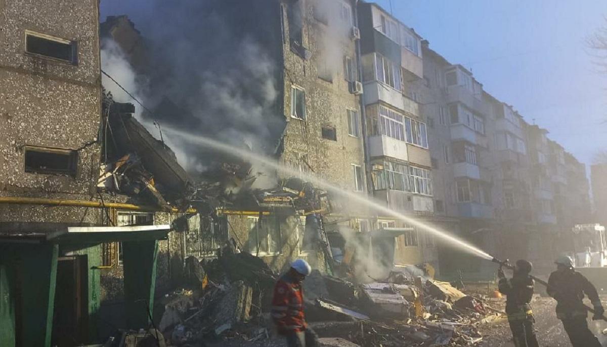 Под завалами еще могут находиться люди / фото Сумской ОВА