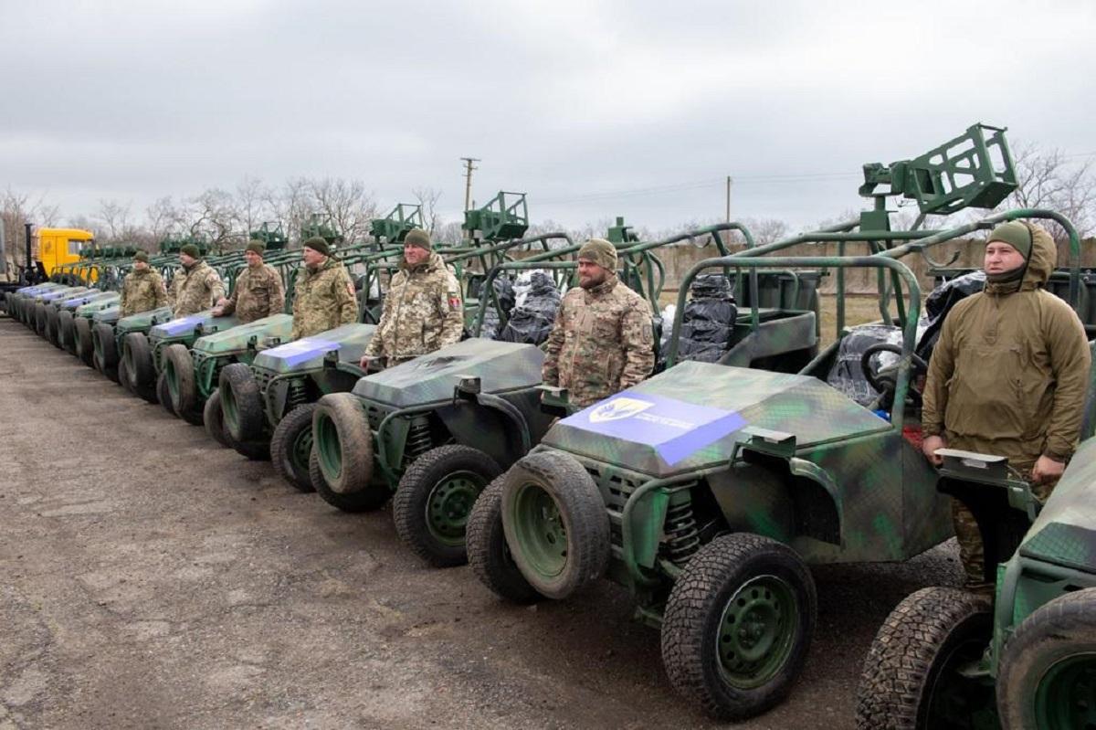 Волонтери ГО "Вільні та Вірні" зробили подарунок військовим до Дня добровольця Волонтери ГО "Вільні та Вірні" зробили подарунок військовим до Дня добровольця