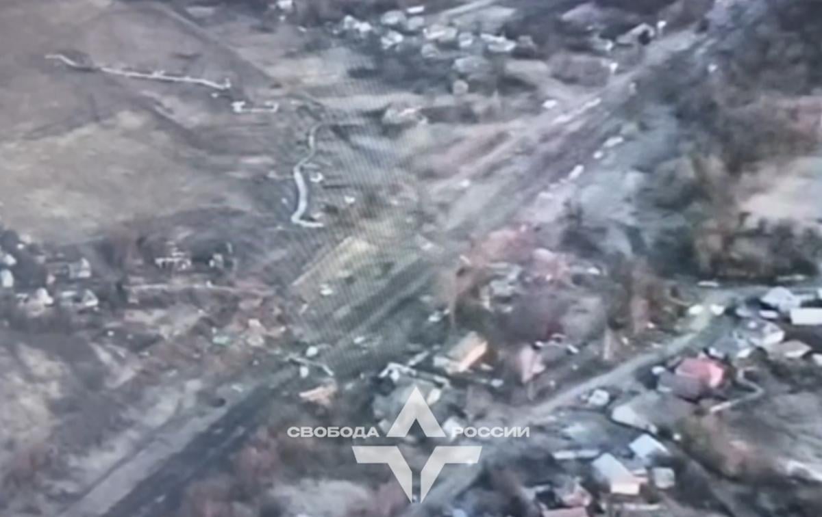 Добровольці РДК прорвалися на територію росію і активно знищують армію РФ / скріншот Добровольці РДК прорвалися на територію росію і активно знищують армію РФ / скріншот