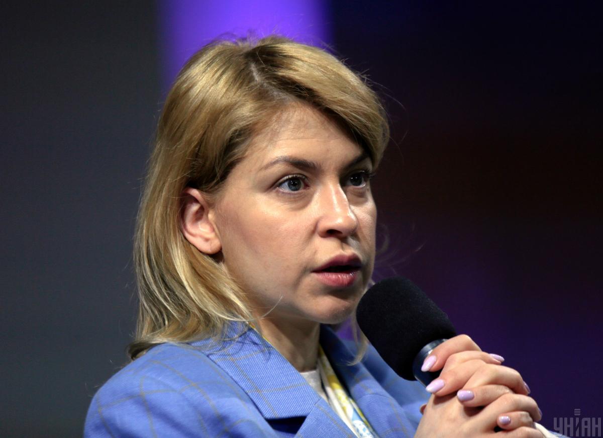 За словами Стефанішиної, втрати України будуть лише збільшуватись, якщо США не надасть необхідну допомогу / фото УНІАН За словами Стефанішиної, втрати України будуть лише збільшуватись, якщо США не надасть необхідну допомогу / фото УНІАН