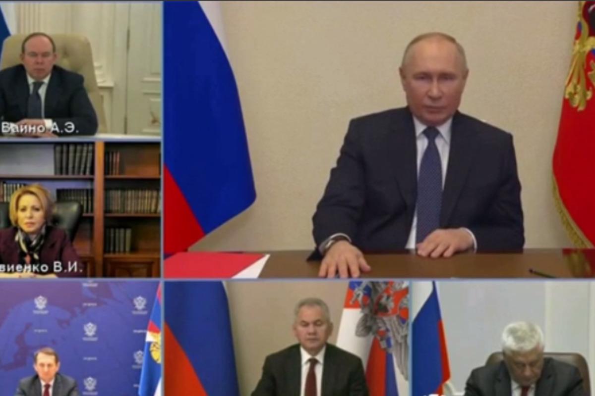Путін переклав відповідальність за збройні акції в РФ на Україну / фото скріншот Путін переклав відповідальність за збройні акції в РФ на Україну / фото скріншот