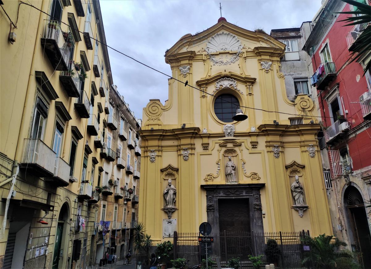 В Неаполі дуже багато цікавих соборів і церков / фото Марина Григоренко