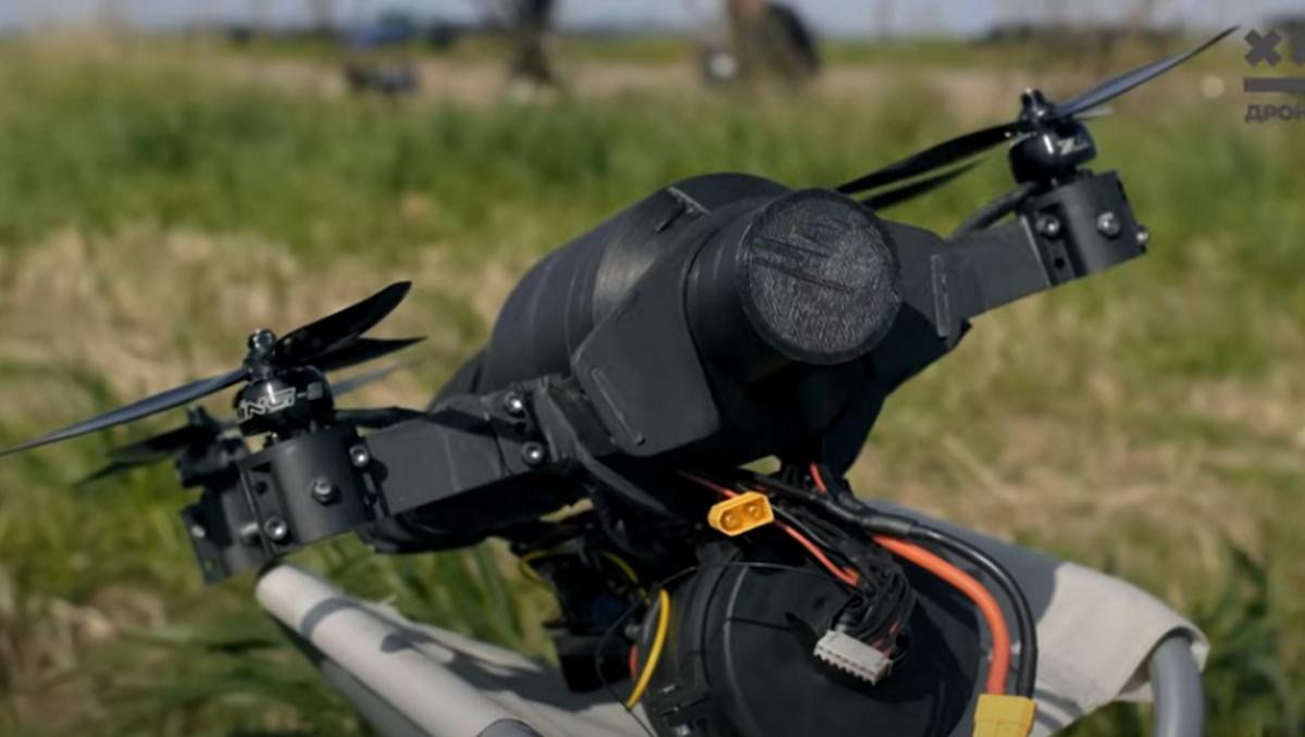 В Украине создали FPV-дрон на оптоволокне / скриншот В Украине создали FPV-дрон на оптоволокне / скриншот