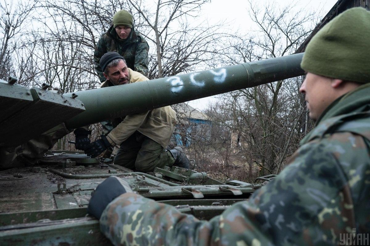 В середньому співвідношення снарядів на фронті становить 2 до 1 / фото УНІАН В середньому співвідношення снарядів на фронті становить 2 до 1 / фото УНІАН