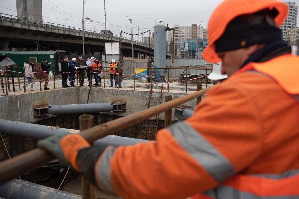 Невдовзі стануть відомі точні причини аварії в метро на Теремки / фото КМДА Невдовзі стануть відомі точні причини аварії в метро на Теремки / фото КМДА