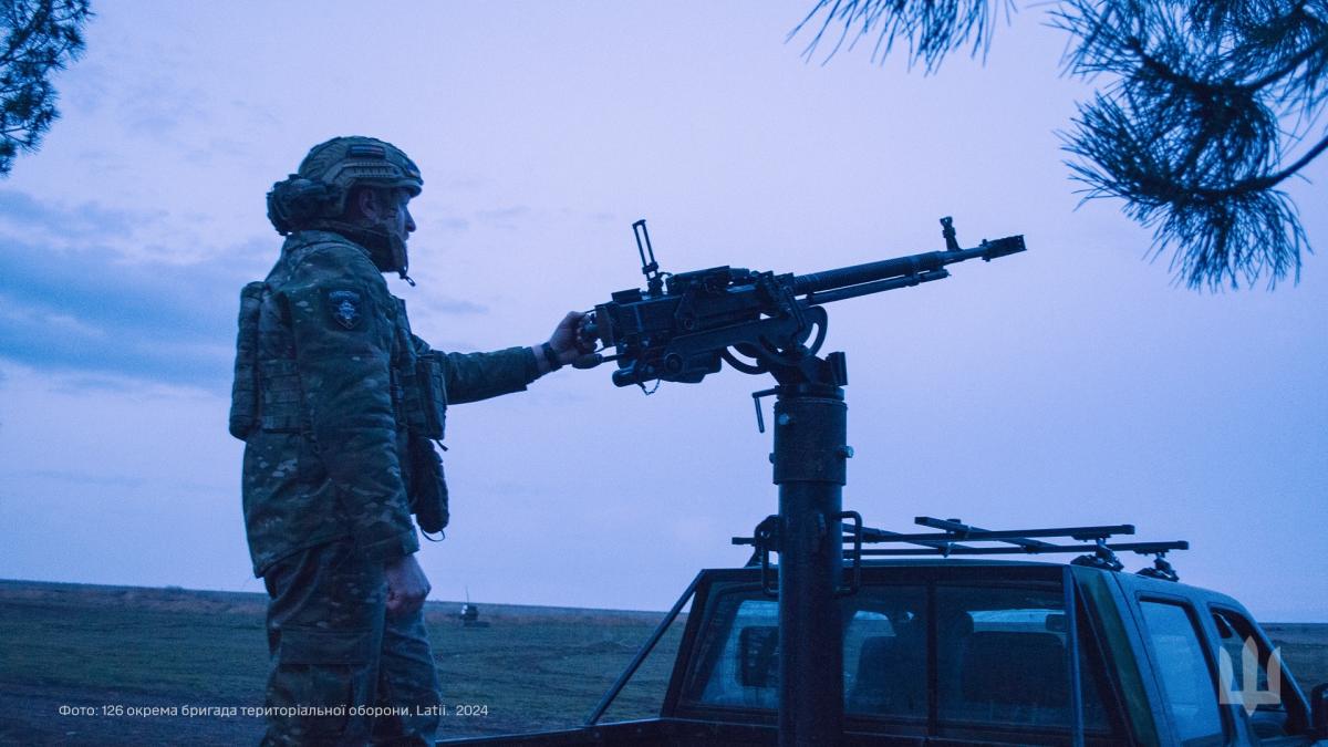 Украинская ПВО успешно сбивала вражеские цели / фото 126 отдельная бригада территориальной обороны г. Одесса Украинская ПВО успешно сбивала вражеские цели / фото 126 отдельная бригада территориальной обороны г. Одесса