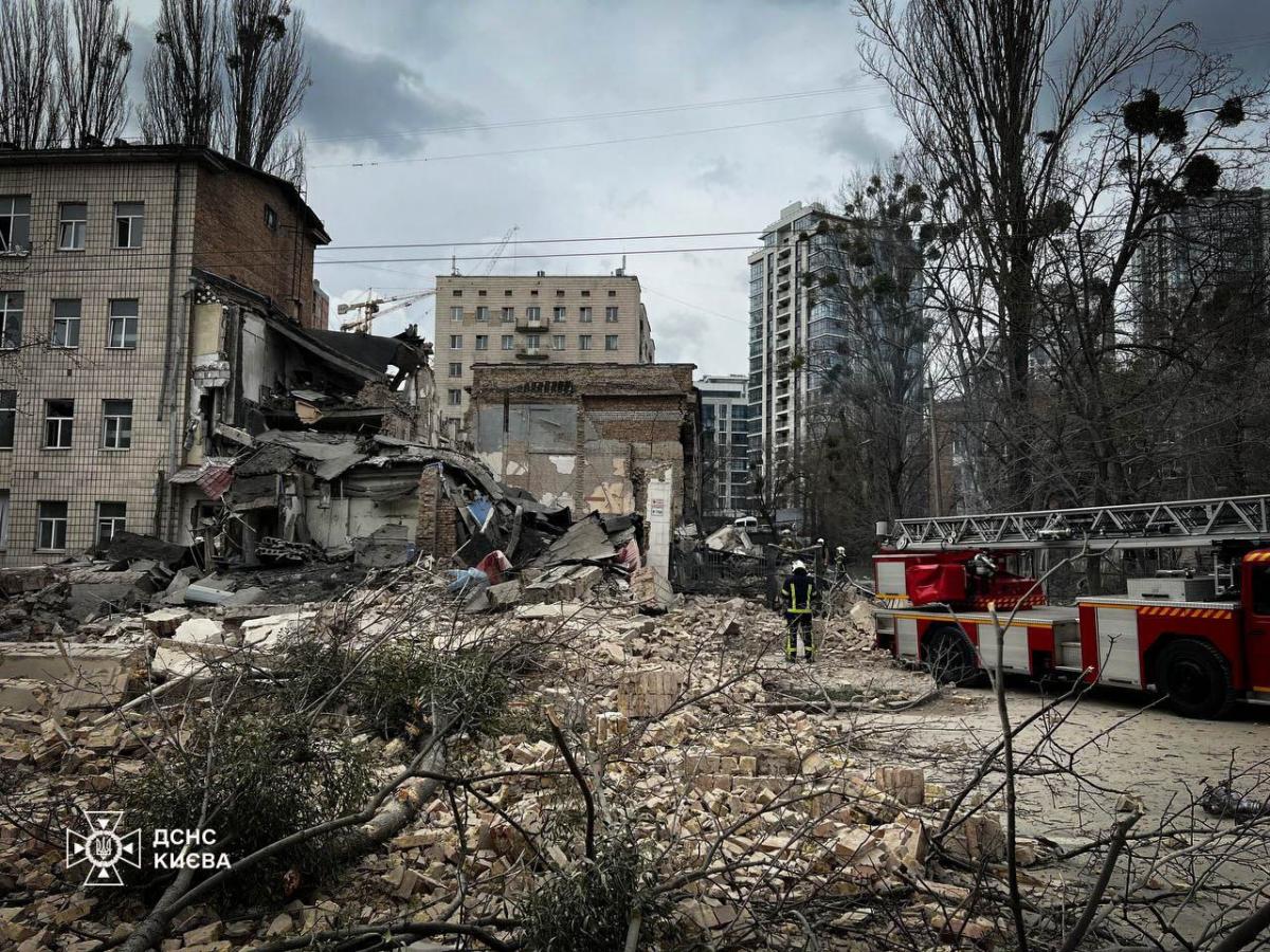 У столиці пролунала ссерія вибухів / фото МВС У столиці пролунала ссерія вибухів / фото МВС