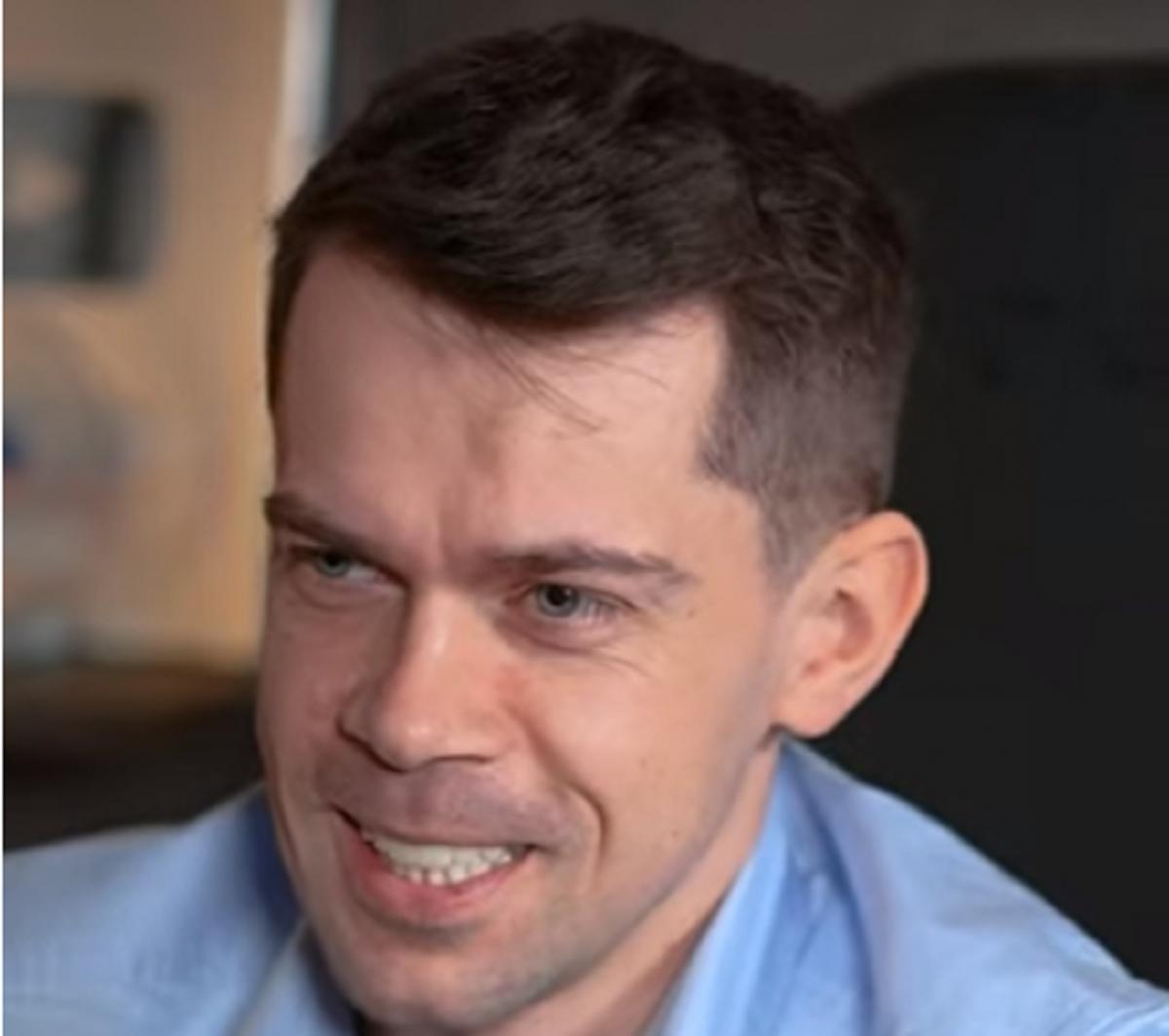 Міхал Колодзейчак поводився неадекватно під час переговорів з українською делегацією / скріншот Міхал Колодзейчак поводився неадекватно під час переговорів з українською делегацією / скріншот