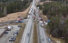 Польская полиция заблокировала группу украинских водителей возле границы, - СМИ