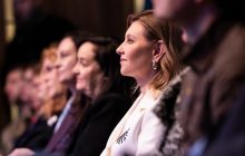 Елена Зеленская появилась в разных носках и удивила сеть (фото)