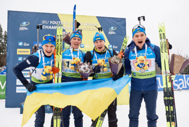 Украина завоевала серебро в мужской эстафете на юниорском чемпионате мира по биатлону
