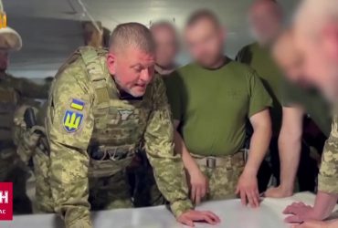 Лондон в очікуванні на нового посла вирішує долю допомоги Україні