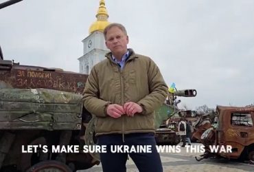 Министр обороны Британии записал видео, чтобы “поднять демократический мир”