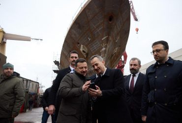 Зеленський у Стамбулі назвав другий корвет Ada для ВМС (фото, відео)