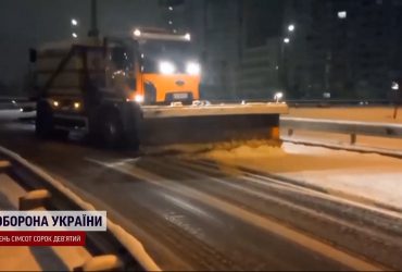 Уже второй день снежит в столице