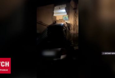 Легковушка протаранила частный дом на Закарпатье