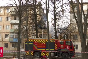 Під завалами досі можуть бути люди: рятувально-пошукова операція у Сумах триває