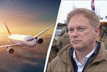 Россия заглушила GPS-сигнал в самолете, которым летел министр обороны Британии