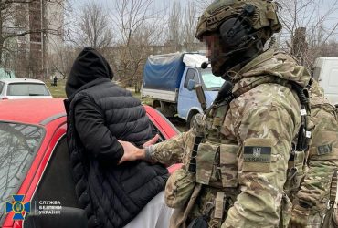 Збирав дані в Одесі: затримано водія-далекобійника, який полював на кораблі ВМС ЗСУ