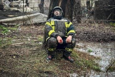 Удар по Одессе: погибли фельдшер и спасатель, прибывшие на помощь (фото)