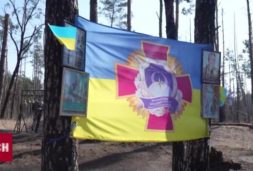 Легендарные защитники Мощуна: Зеленский напомнил, как удержали Киев и вручил награды