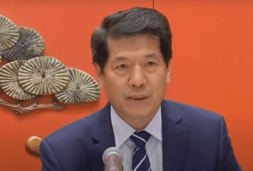 Китай запропонував провести мирну конференцію за участі РФ та України