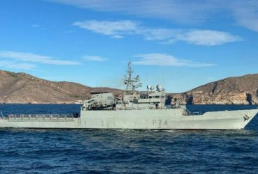 В суверенных водах Испании потерялись десантные корабли России, - Минобороны