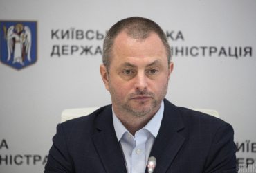 Антикоррупционер Максим Бахматов оказался долларовым миллионером