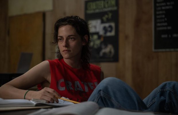 В Украине покажут экшн-триллер "Любовь, ложь и кровопролитие" с Кристен Стюарт: смотрим трейлер