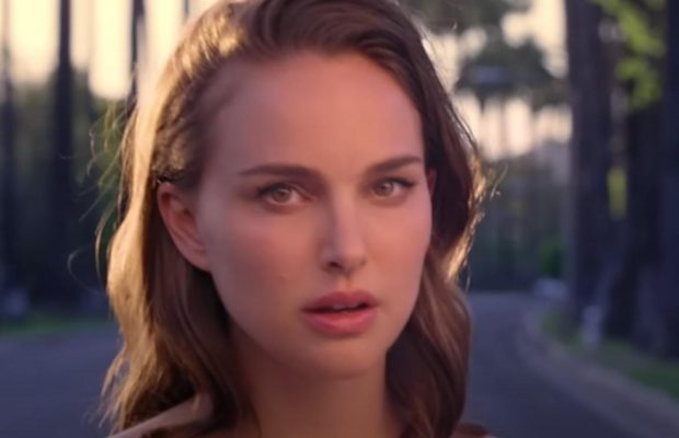 Наталі Портман офіційно розлучилася з чоловіком після зради