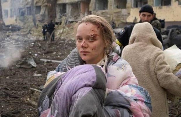 Известная роженица из Мариуполя цинично прокомментировала фильм "20 дней в Мариуполе" (видео)