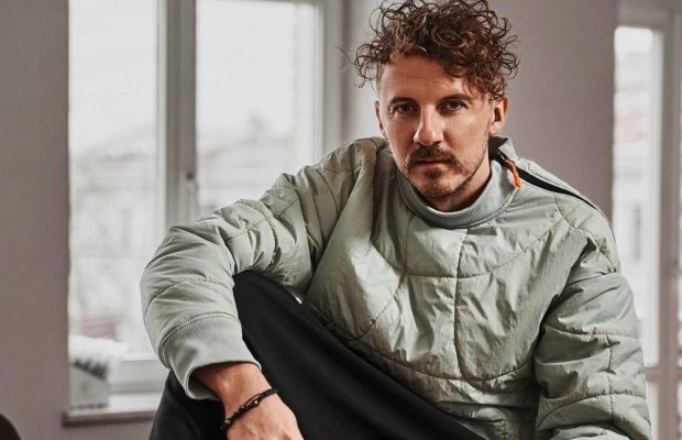 "Не фантазуєш нічого": відомий шеф-кухар розповів, чому постійно дивиться відео з війни