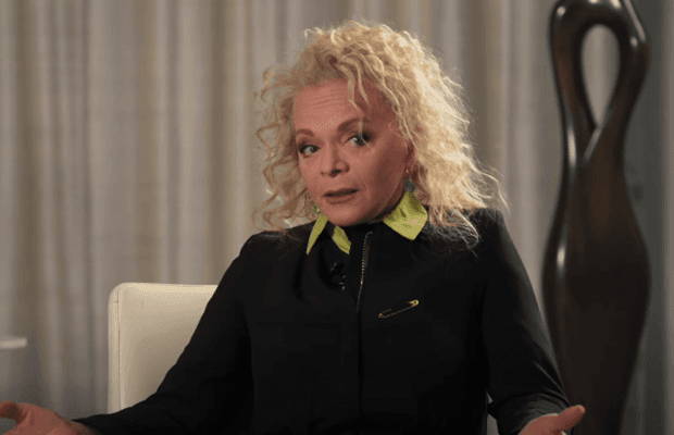 Певица Лариса Долина рассказала, как на нее напали в подъезде: "Было ножевое ранение"