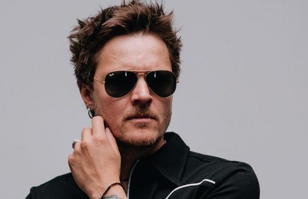 Известный украинский певец признался в наркозависимости: "Казалось, что помогает"