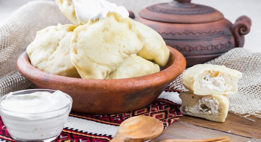 Вареники з сиром на пару: пухкі та неймовірно смачні - точнісінько як у бабусі