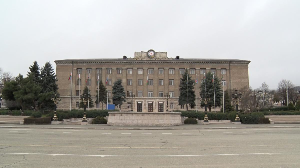 Перед распадом СССР решением Верховного Совета Азербайджана прежнее название города - Ханкенди - было восстановлено / фото Мубариза Асланова