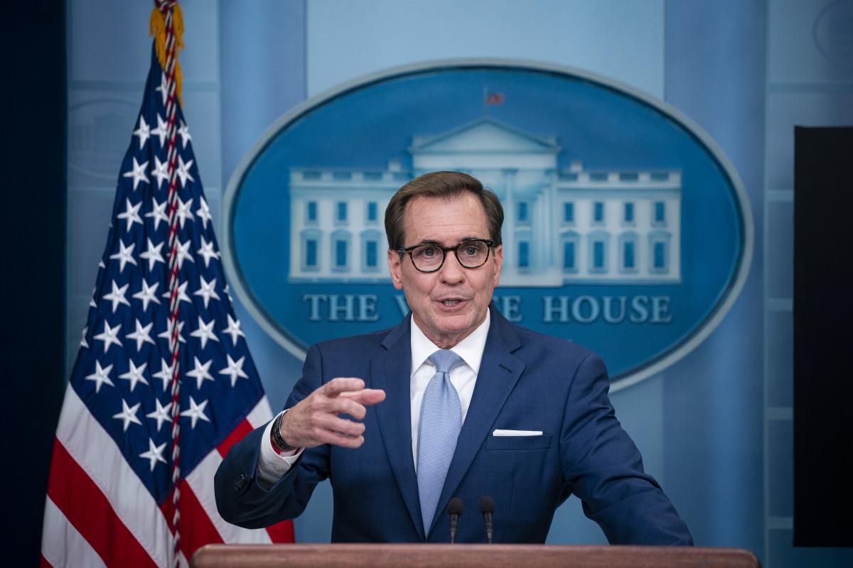 Джон Кірбі розповів про ухвалення складного рішення щодо допомогу українській державі / фото Getty Images Джон Кірбі розповів про ухвалення складного рішення щодо допомогу українській державі / фото Getty Images