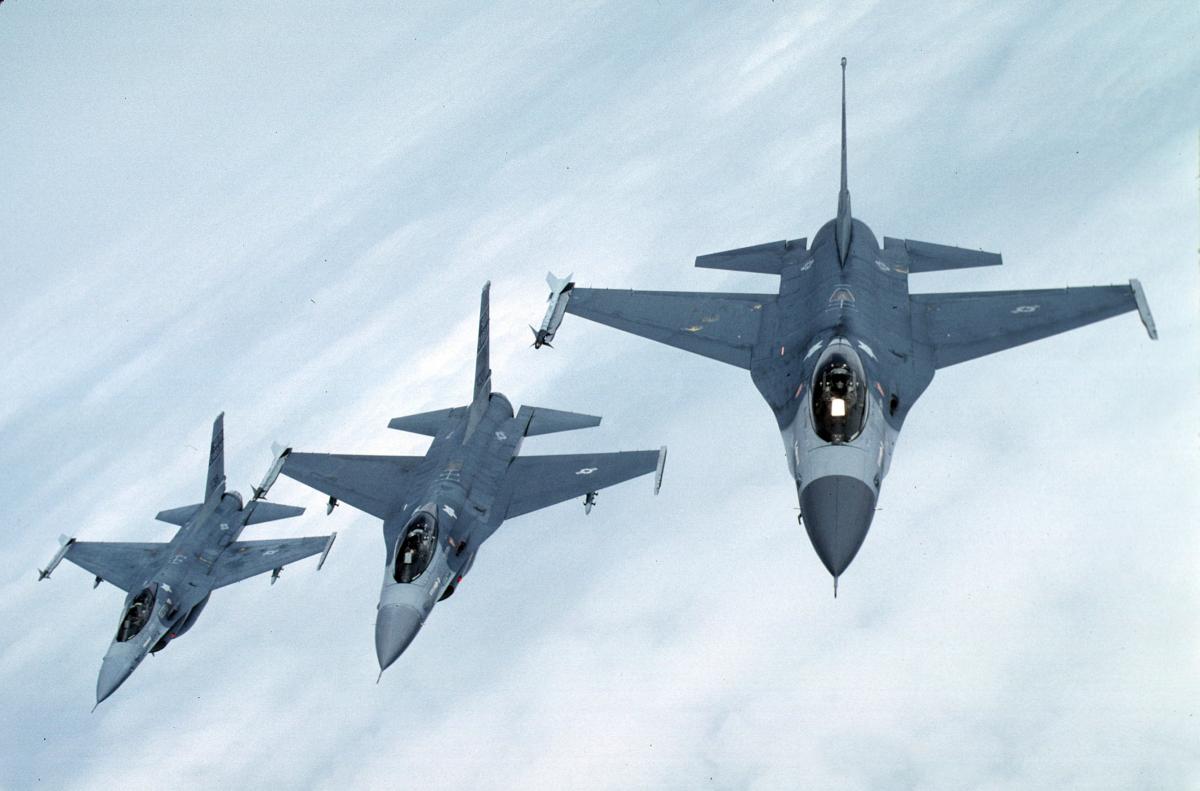 Україні продовжує чекати на винищувачі F-16 / фото Getty Images